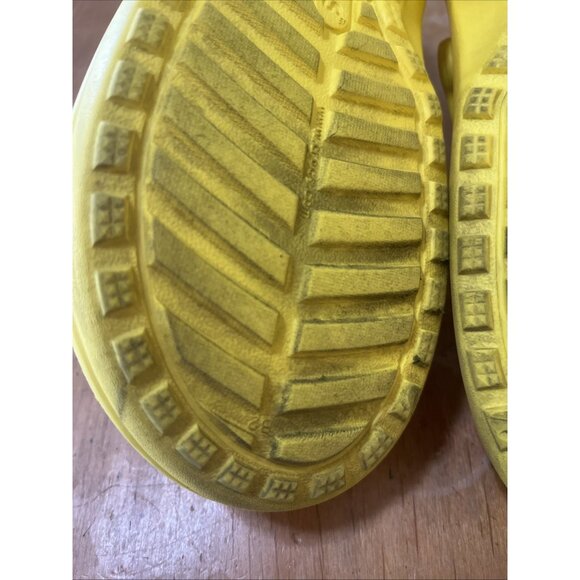 Crocs Classic Lined Clogs Unisex Size M6 W8 Yellow Sandals Comfy Festival - Picture 14 of 16